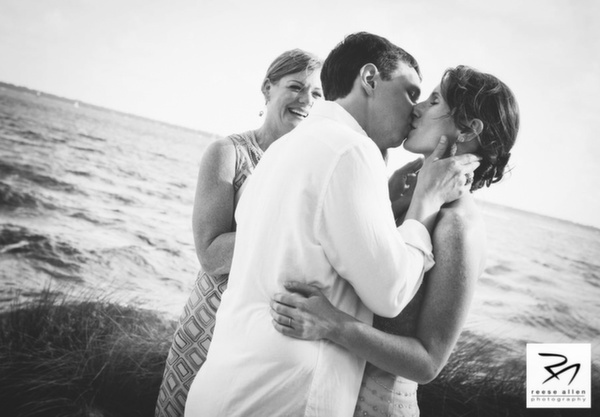 wedding-photos-by-best-rated-South-Carolina-Fearless-photographer-Reese-Allen-Susan-and-Rob-The-Cottages-at-Patriots-Point.jpg