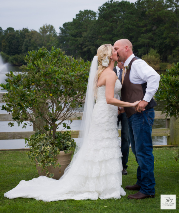 Charleston fine-art wedding photographers-Pepper Plantation Wedding-Stacie and Joe-18.jpg