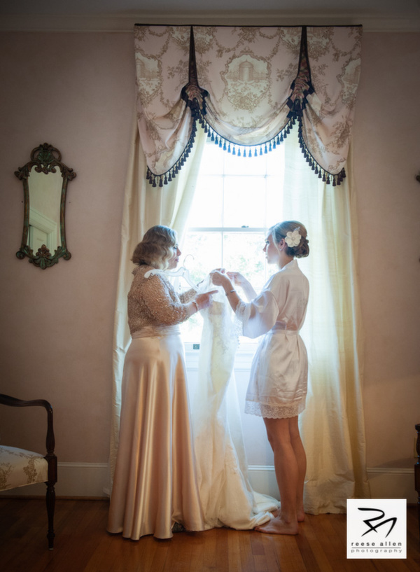 Fine-art Charleston photographers, LeGare Waring House wedding photos by Reese Allen Photography (11 of 42).jpg