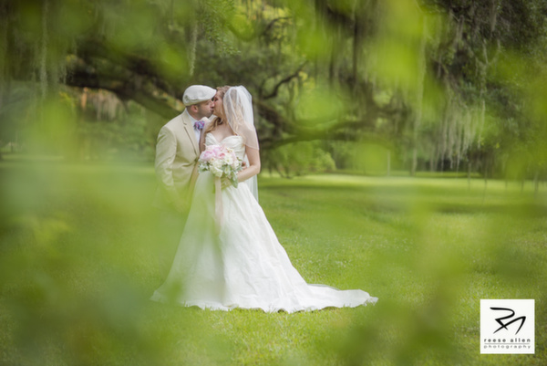 Magnolia Gardens Plantation wedding by Best Charleston photographer Reese Allen-13.jpg