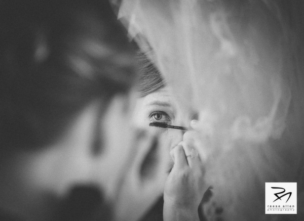 Charleston wedding photography from Lowndes Grove, Jessica and Ryan by Best Charleston wedding photographers Reese Allen-13.jpg