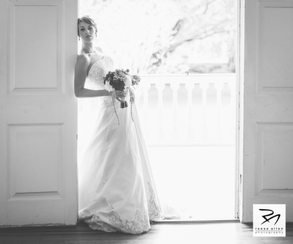 Charleston wedding photography from Lowndes Grove, Jessica and Ryan by Best Charleston wedding photographers Reese Allen-4.jpg